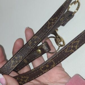 LOUIS VUITTON SHOULDER STRAP